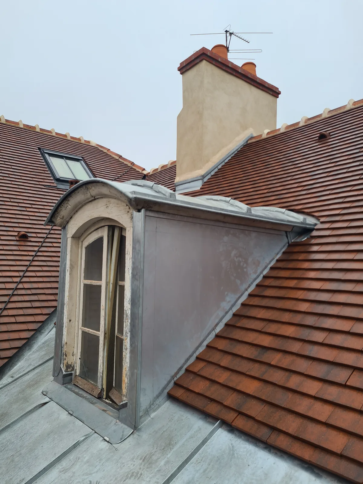 Après - Réfection complète de toiture — 22 rue de la Préfecture, Dijon